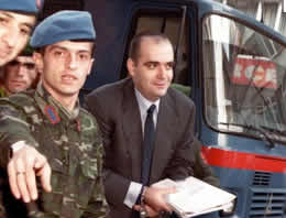 serefsiz