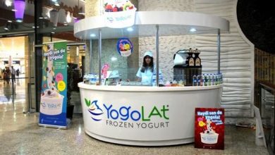 Yogolat Frozen Yogurt