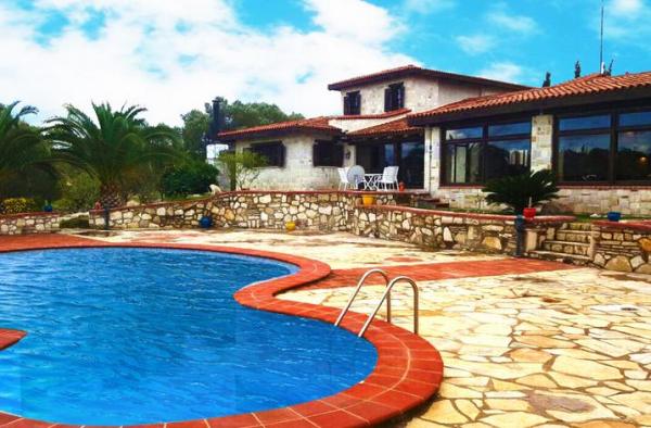 Urla Ciftlik Otel