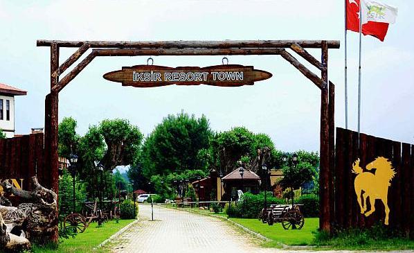 iksir resort town