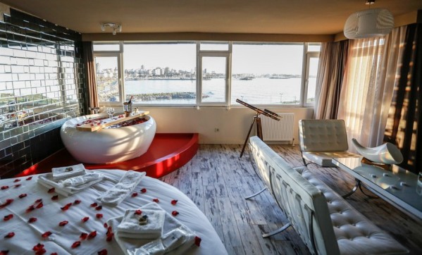 Melek Hotels