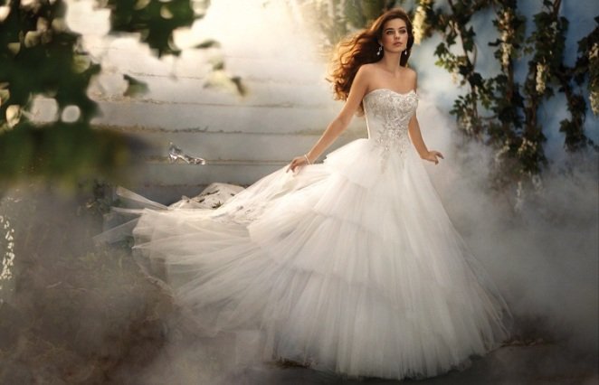 Beyaz Melek Moda Evi