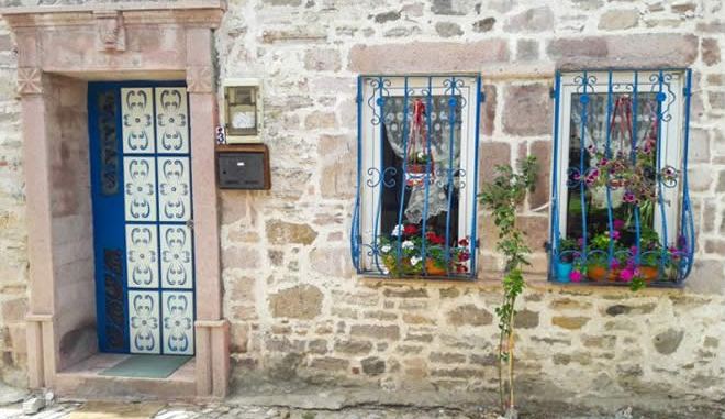 Yenicarahori Koyu