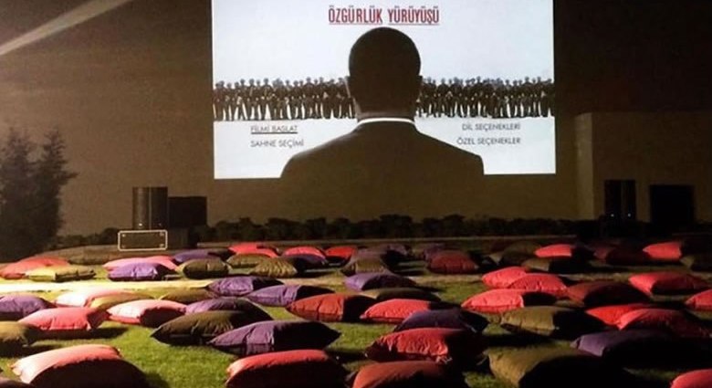 acik hava sinemasi